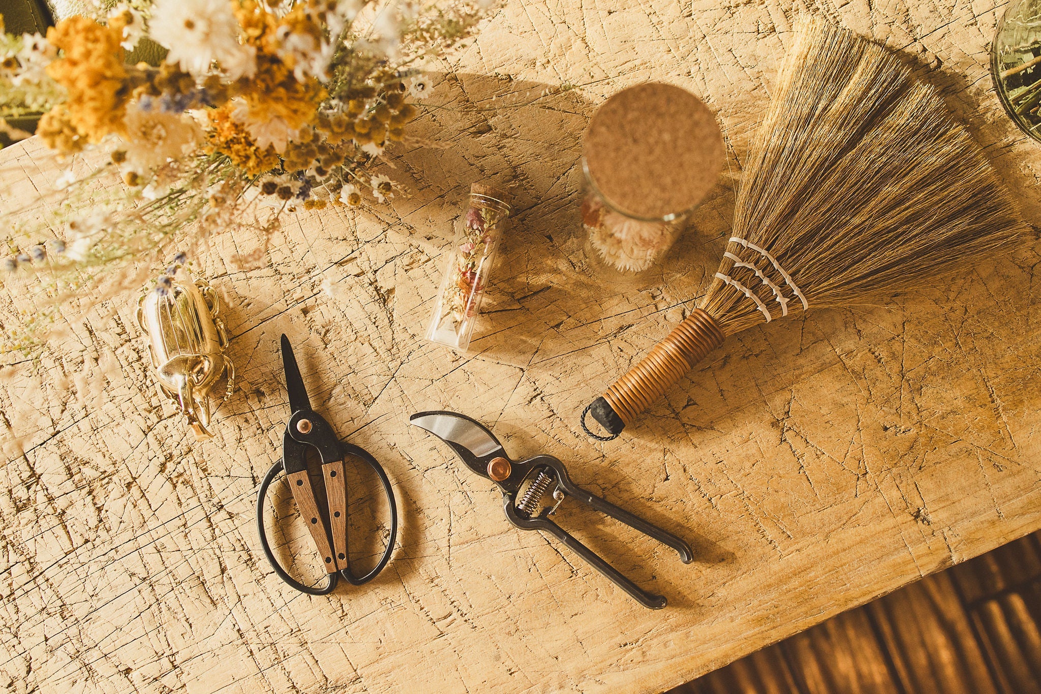 Mother’s Day Gift Ideas (That Go Beyond Candles & Cards)